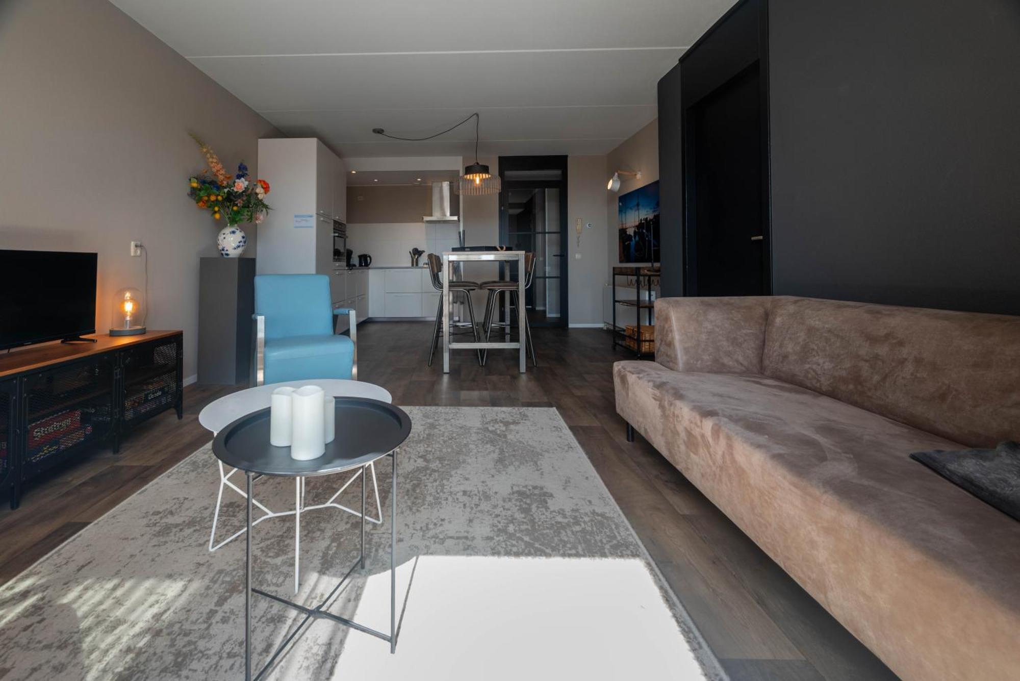 Zuiderzeestate 35, Prachtig Appartement Aan Het Ijsselmeer Makkum Buitenkant foto
