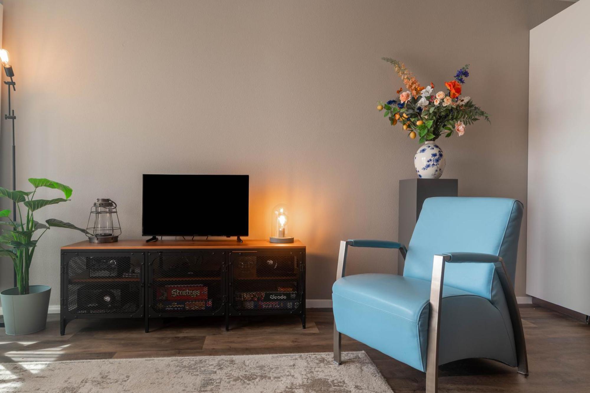 Zuiderzeestate 35, Prachtig Appartement Aan Het Ijsselmeer Makkum Buitenkant foto