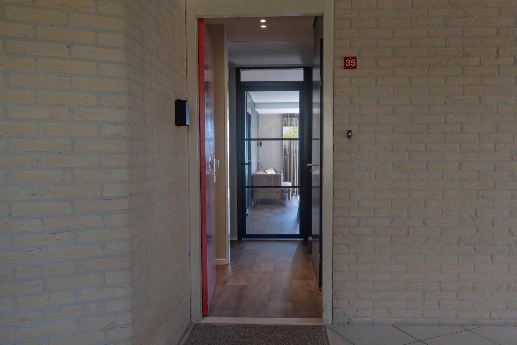 Zuiderzeestate 35, Prachtig Appartement Aan Het Ijsselmeer Makkum Buitenkant foto