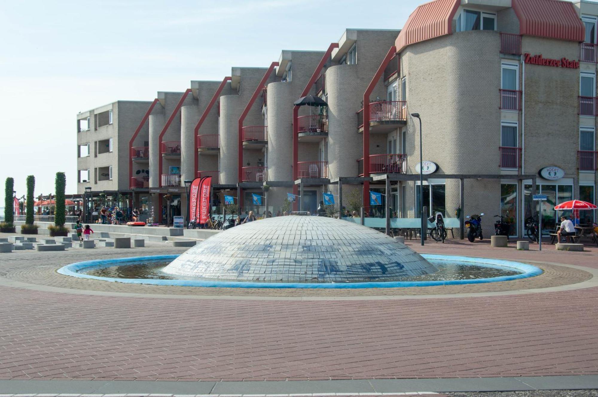 Zuiderzeestate 35, Prachtig Appartement Aan Het Ijsselmeer Makkum Buitenkant foto